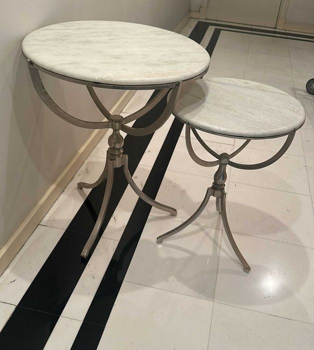 Conjunto de Mesas de apoio em  Mármore(Mesa Mãe)