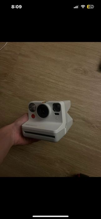 Polaroid now bundle