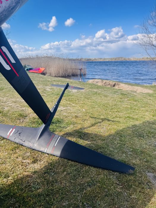 Sabfoil Leviathan 1750-1550 -1350 Dock start pump foil