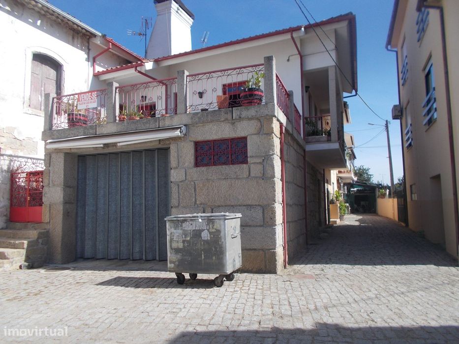Moradia Madalena Chaves Oportunidade — Madalena E Samaiões, Vila Real