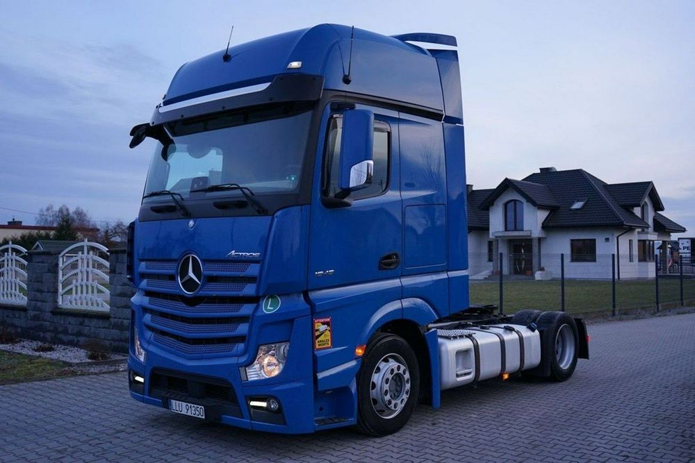 Mercedes-Benz