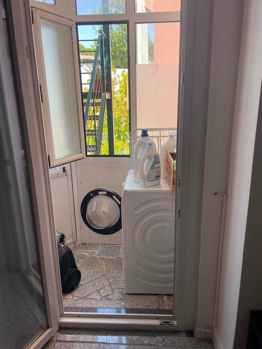 Quarto individual com WC privativo - SUITE - Menina Estudante - Cidade Universitária - Avenidas Novas/ Jardim Zoológico