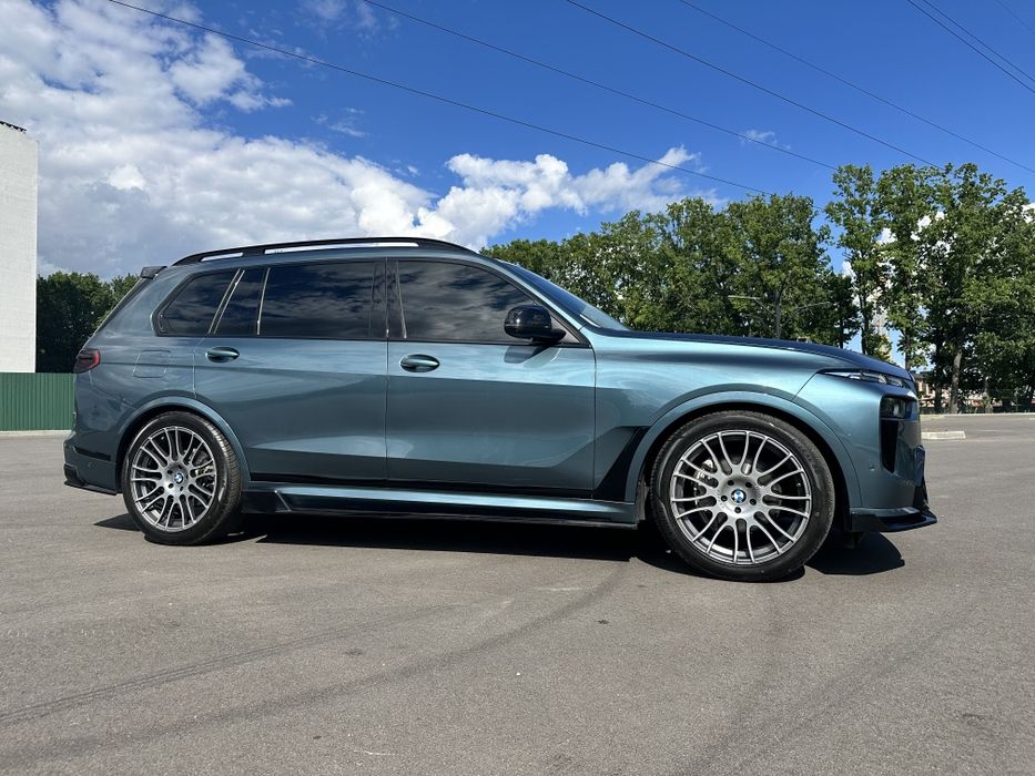 BMW BMW X7 2023 VIN 5UX23EM03R9S26340 фото оголошення 5 з 8