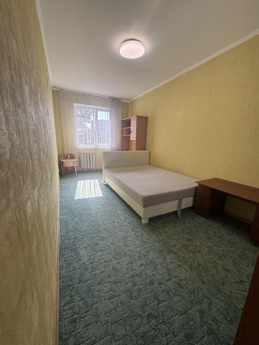 Продам 3 к.квартира метро Палац спорту