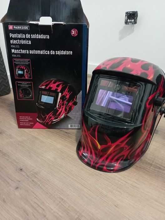 Máscara de soldar automática