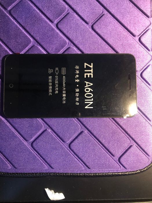 дисплеї  ZTE, Philips, Alcatel