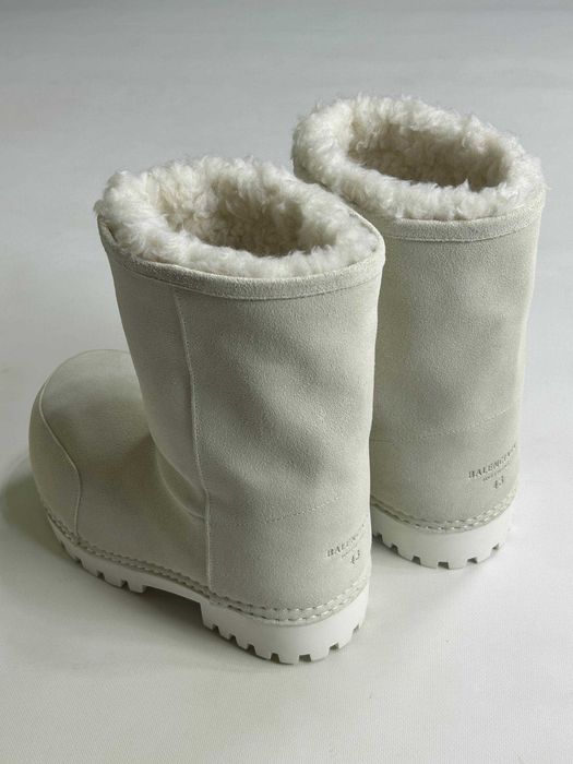 BALENCIAGA ALASKA High Fur Boots white ботинки чоботи білі сапожки 43