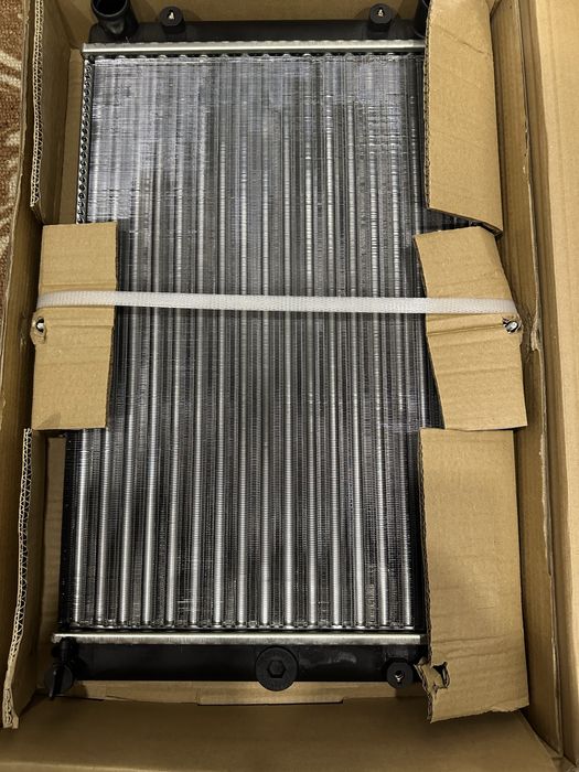 Радіатор охолодження двигуна Ваз 2108, 2109,21099 NRF