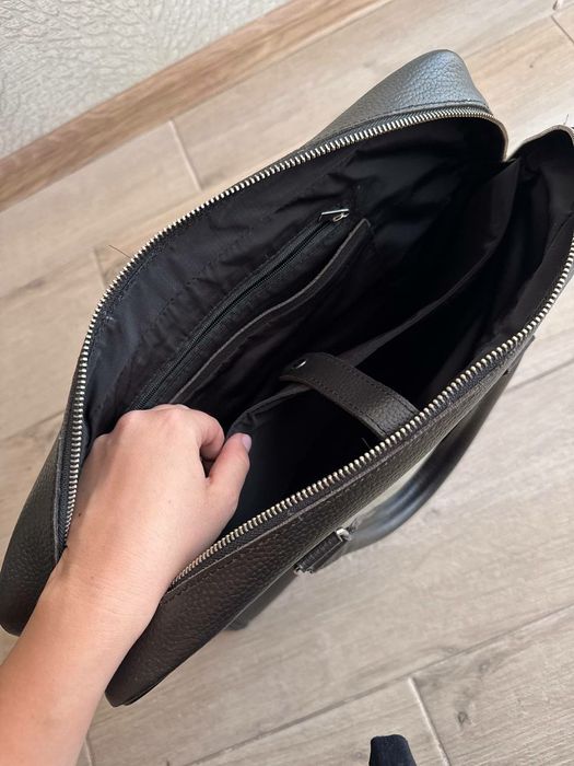 Кожаный портфель сумка барсетка  коричневый Guess серый мужской кожа