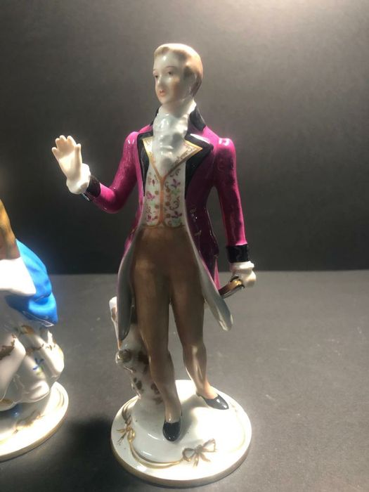 Raro par de esculturas Artibus