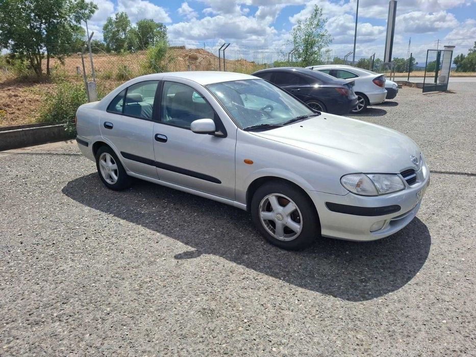 Nissan Almera N16 2.2 Diesel - Para Restauro ou Peças