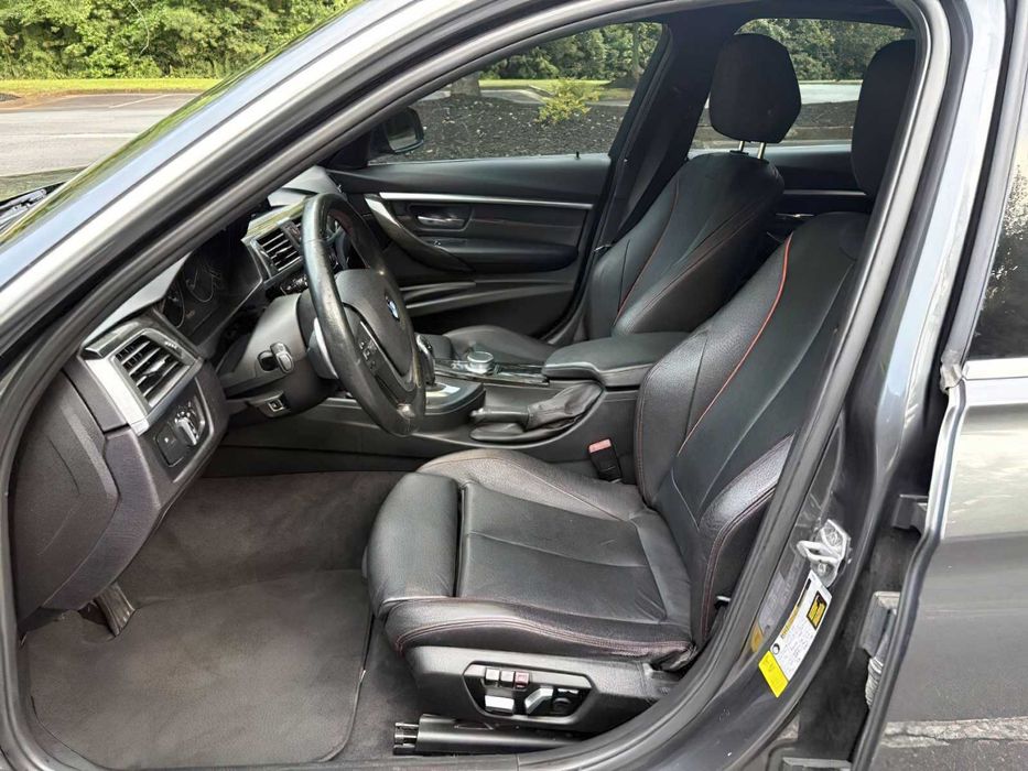 BMW 3 Series 330i      2017
