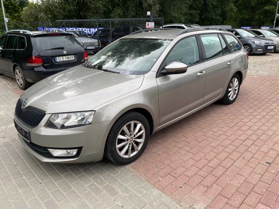 Octavia 1.4 benzyna 140 KM dwa komplety kół
