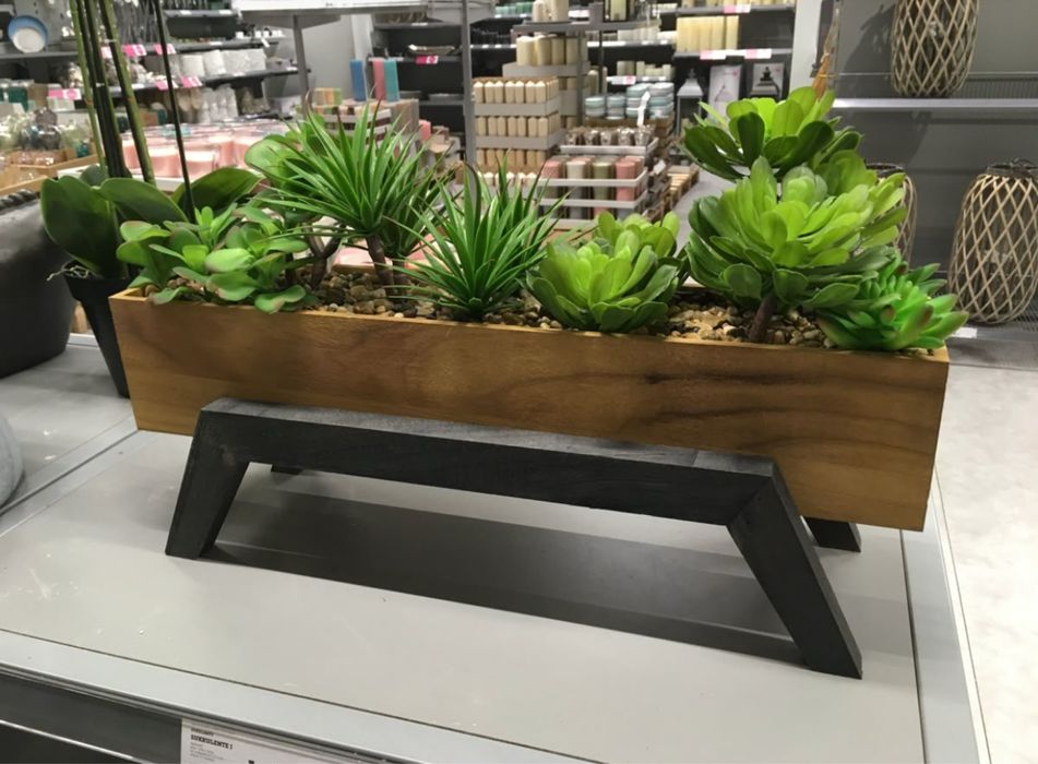 Вазон металево-деревʼяний