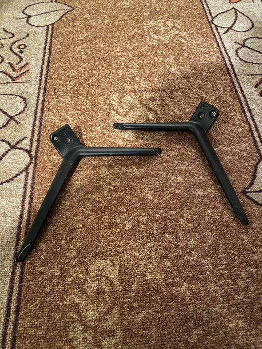 Nóżki podstawa Noga Manta 50LUA29E