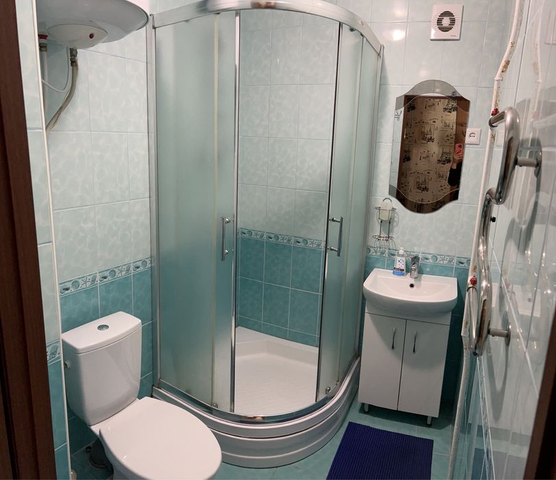 1.км. Кв. Центр. Жд. Авто вокз. По добово, по годинно, по місячно.