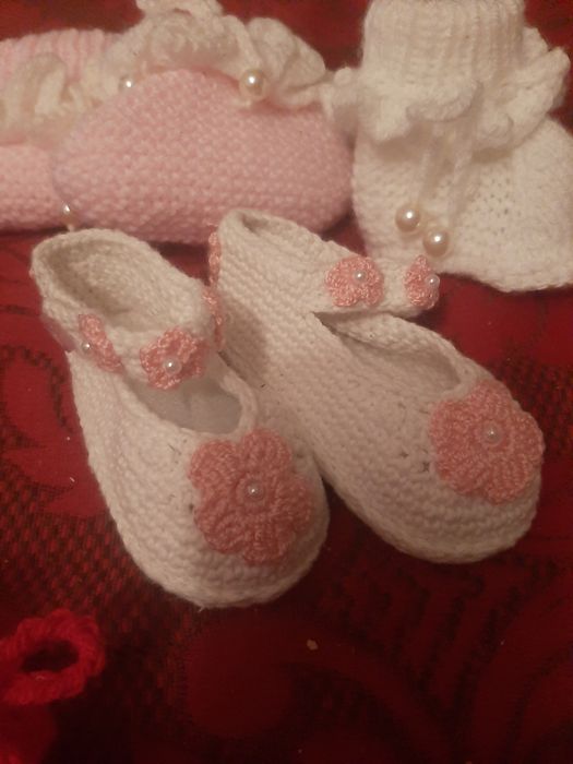 Дитячі пінетки на вибір.