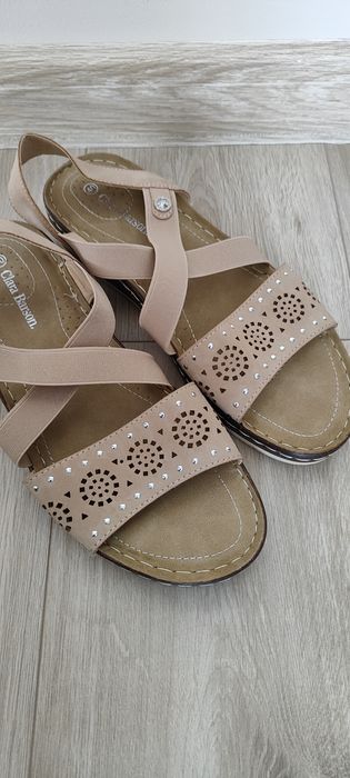 Sandały damskie Clara Barson rozmiar 40, kolor beż, jak nowe