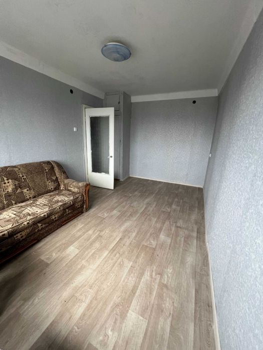 Продам 2 комнатную квартиру на Никопольской