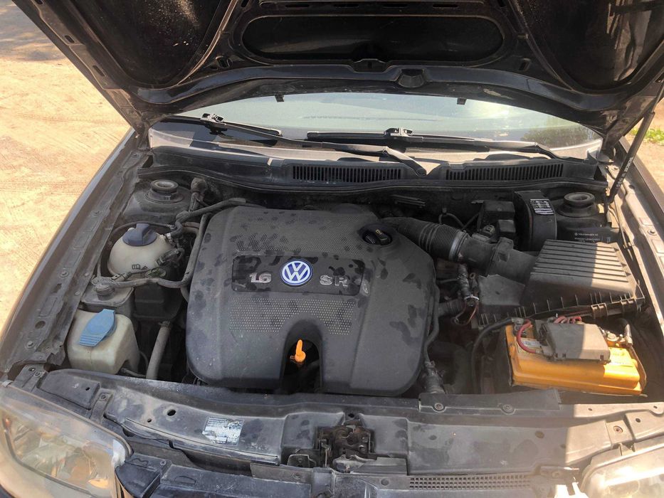 Volkwagen BORA 1.6