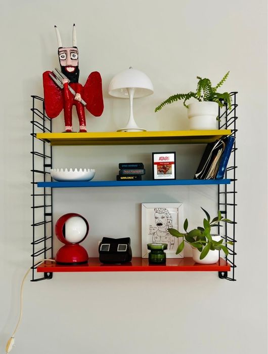 Estante metálica vintage - amarelo, azul, vermelho