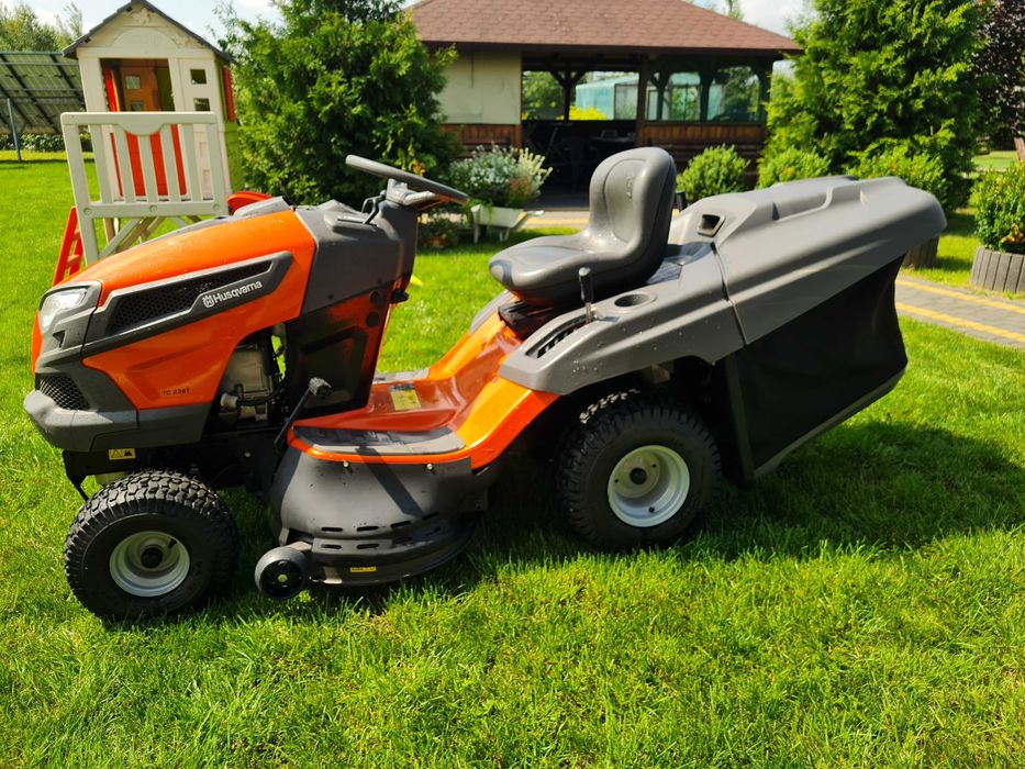 Traktorek husquvarna tc238t 41 mth 2024 rok