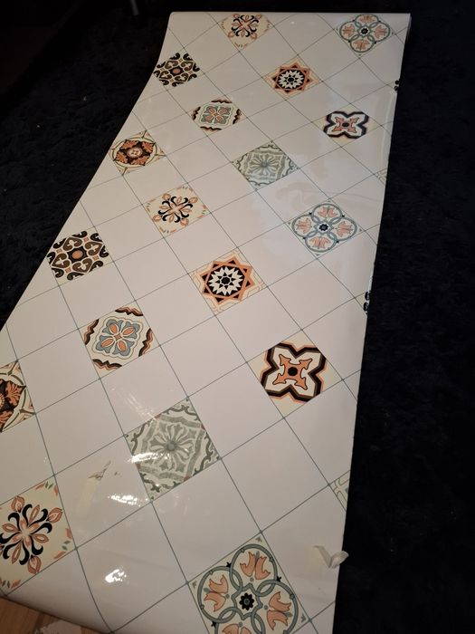 Sprzedam tapetę samoprzylepna