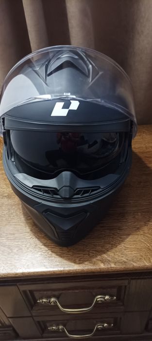 Продам мотошолом,шолом новий.