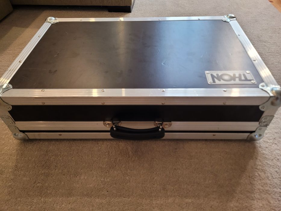 Mixer Behringuer SX2442