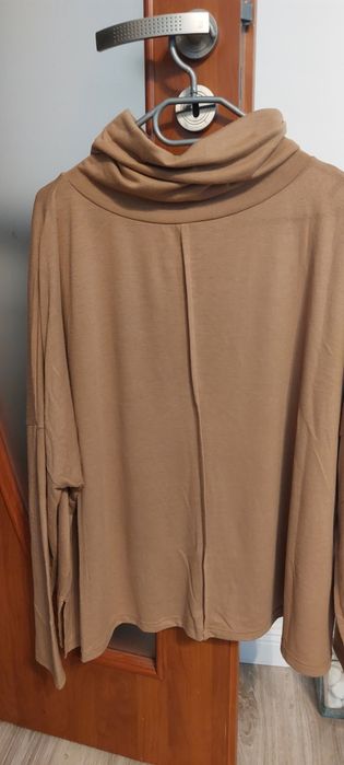 Sprzedam sweter golf luźny