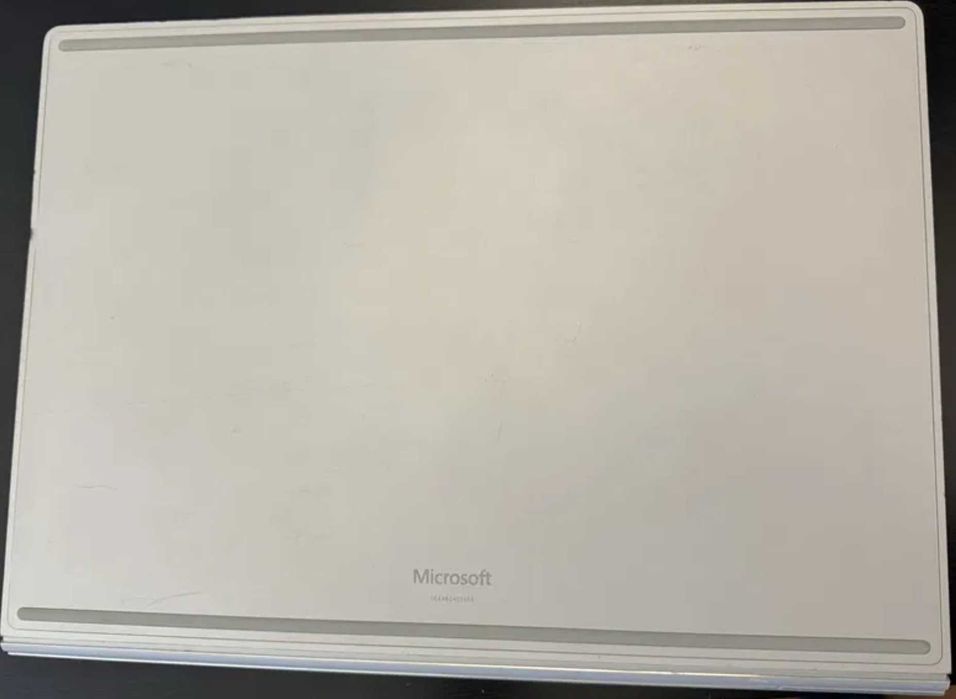 Surface Book 3 15" I7 32GB RAM 512GB PT Gráfica 1660