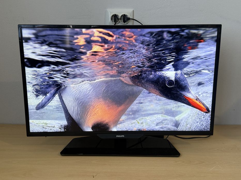 Телевізор Phillips 32”