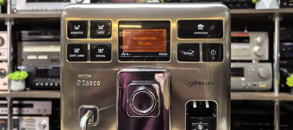 Кавова машина Saeco Exprelia