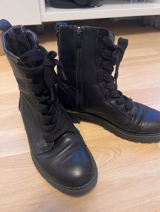 Botki skórzane Bershka