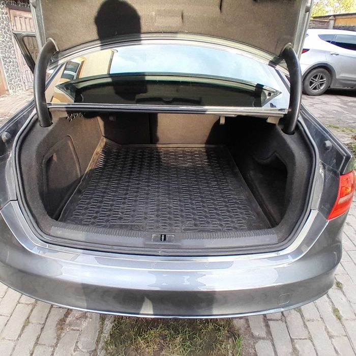 Audi A4, 2014 р.в., 2.0.бензин,КПП автомат