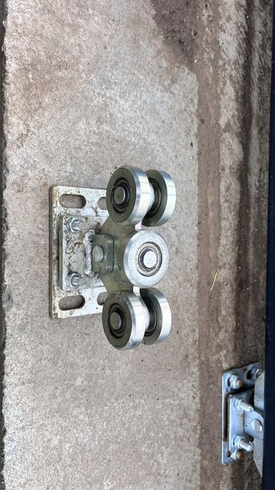 Brama przesuwna 4x1,7 + ROLKI