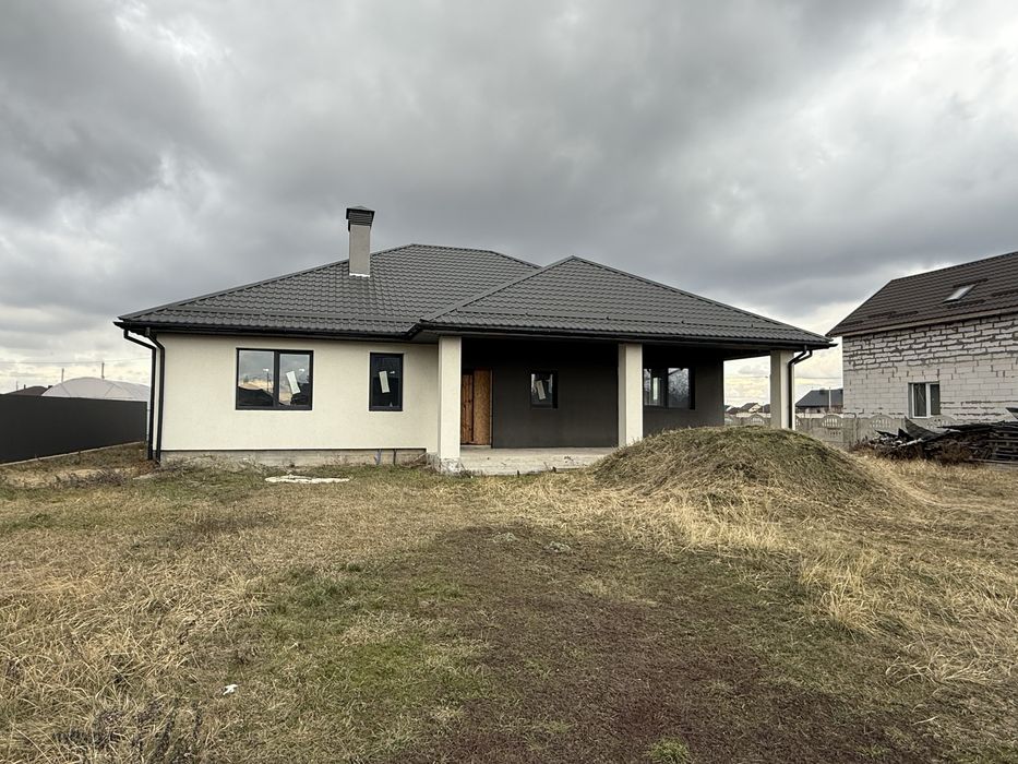 Будинок 134 м.кв. Права сторона м. Бориспіль