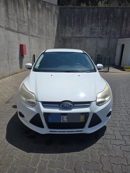 Ford Focus 1.6 TDCi 115cv | Nacional | IPO e IUC 05/2027
Preço: 3.750 € (negociável)