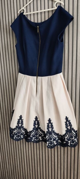 Sukienka elegancka