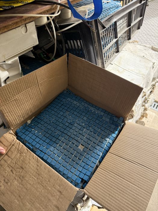 Pastilha azul para Piscina Vitrogres para desocupar