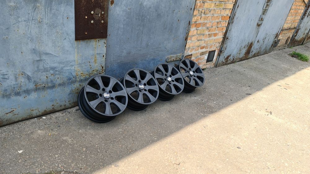 Литые диски Германия R16 5*120 (БМВ е36, 46,  т5, т6, трафик, виваро)