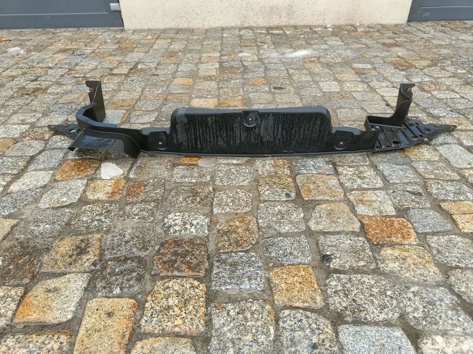 Osłona pod zderzak Seat Leon 3 FR III Wspornik Wzmocnienie zderzaka 5F0825189A