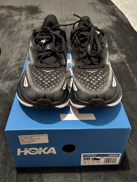 Sapatilhas Hoke Clifton 9