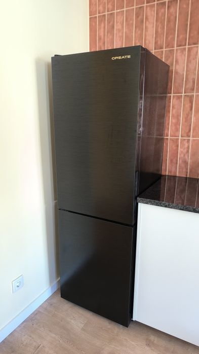 NOVO Frigorífico CREATE combinado 231L No Frost