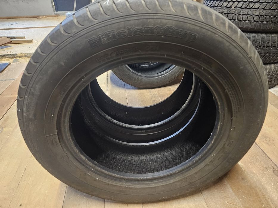 215/60R16 Goodyear Efficient Grip Lato