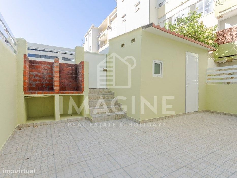 Apartamento T4 com terraço, churrasqueira e arrecadação - Bairro do...