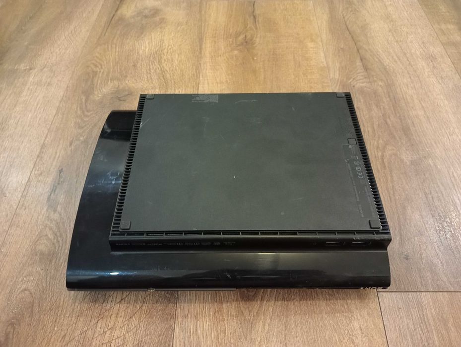 PlayStation PS3 Super Slim 500GB (5)