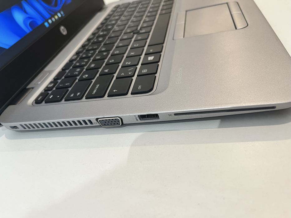 Laptop HP Elitebook I5 6gen/4GB/256SSD