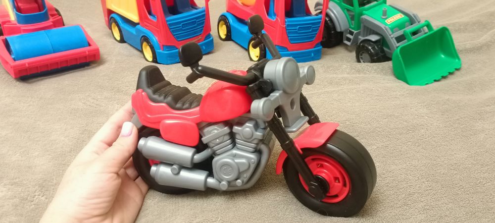 Машины, спецтехника, самолёт, мотоцикл