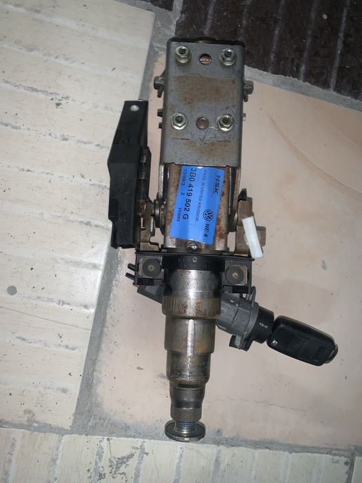 Рульова колонка з замком і ключом пассат б5+ passat b5 2003p.